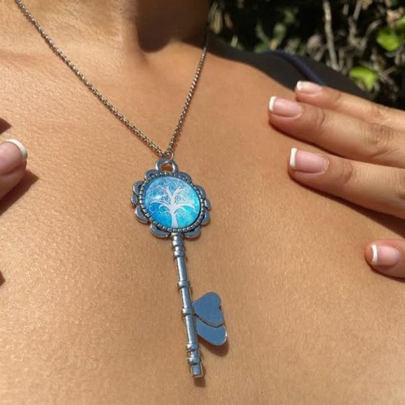 Tree Of Life Necklace-Cabochon Key Necklace - Picture 3 of 4